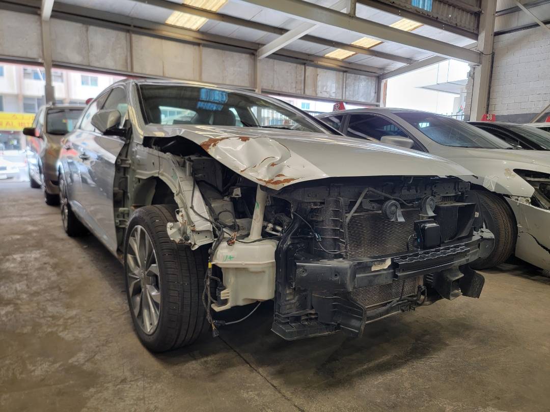 2015 HYUNDAI SONATA — 141850 Miles — Lot B3FH172670 — Main - Marhaba Auctions Used Cars - Image 4