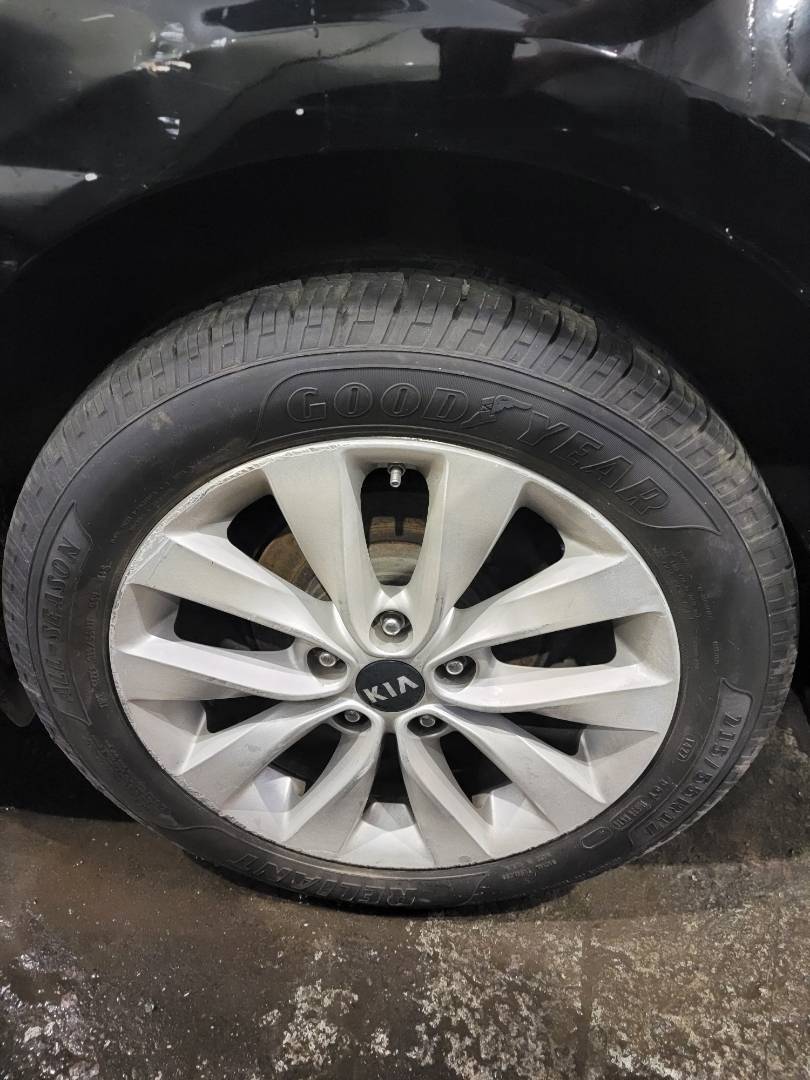 2017 KIA OPTIMA — 126824 Miles — Lot XHG140764 — Main - Marhaba Auctions Used Cars - Image 9