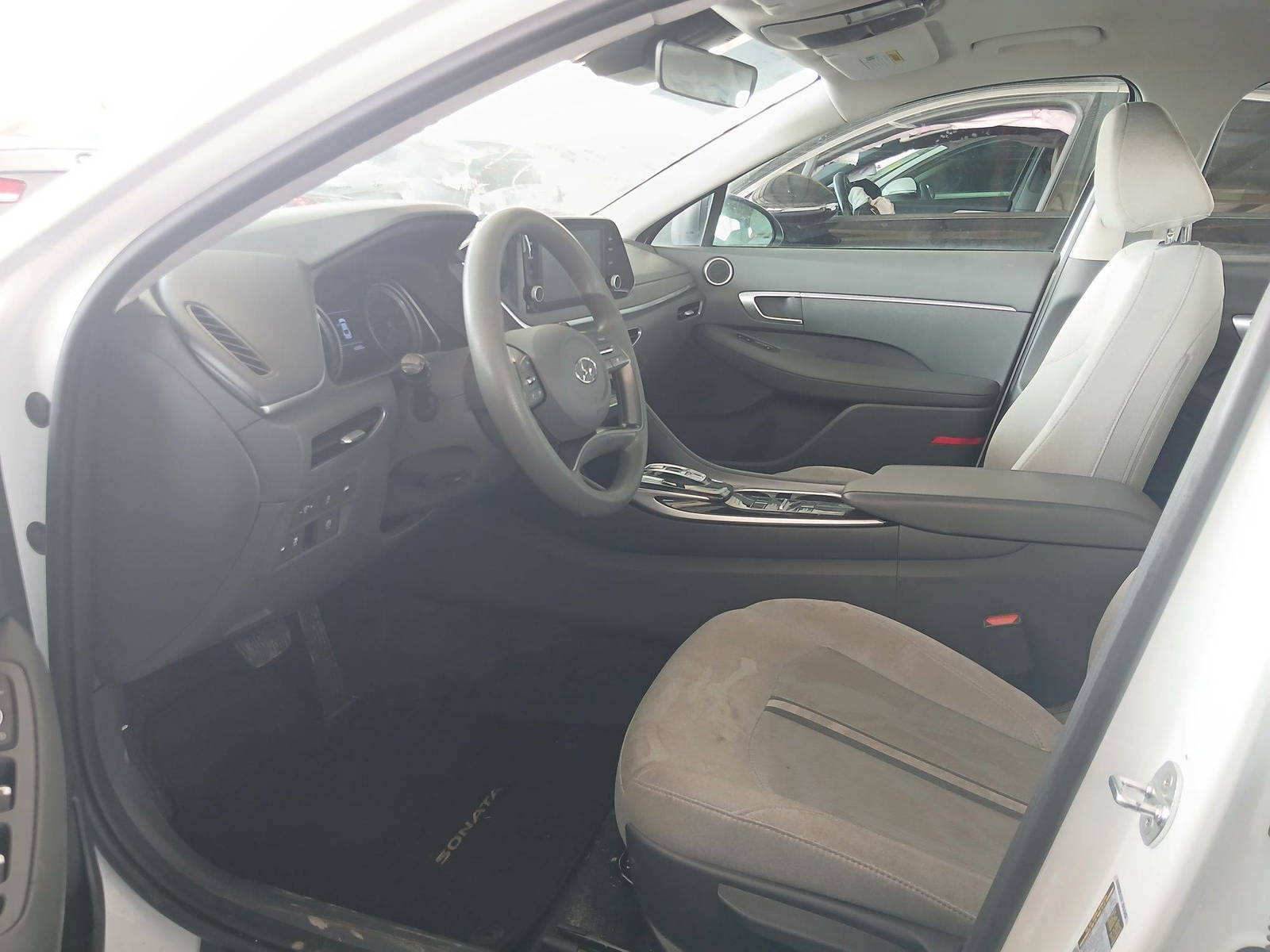 2020 HYUNDAI SONATA — 63282 Miles — Lot 0LH052865 — Souq - Marhaba Auctions Used Cars - Image 7