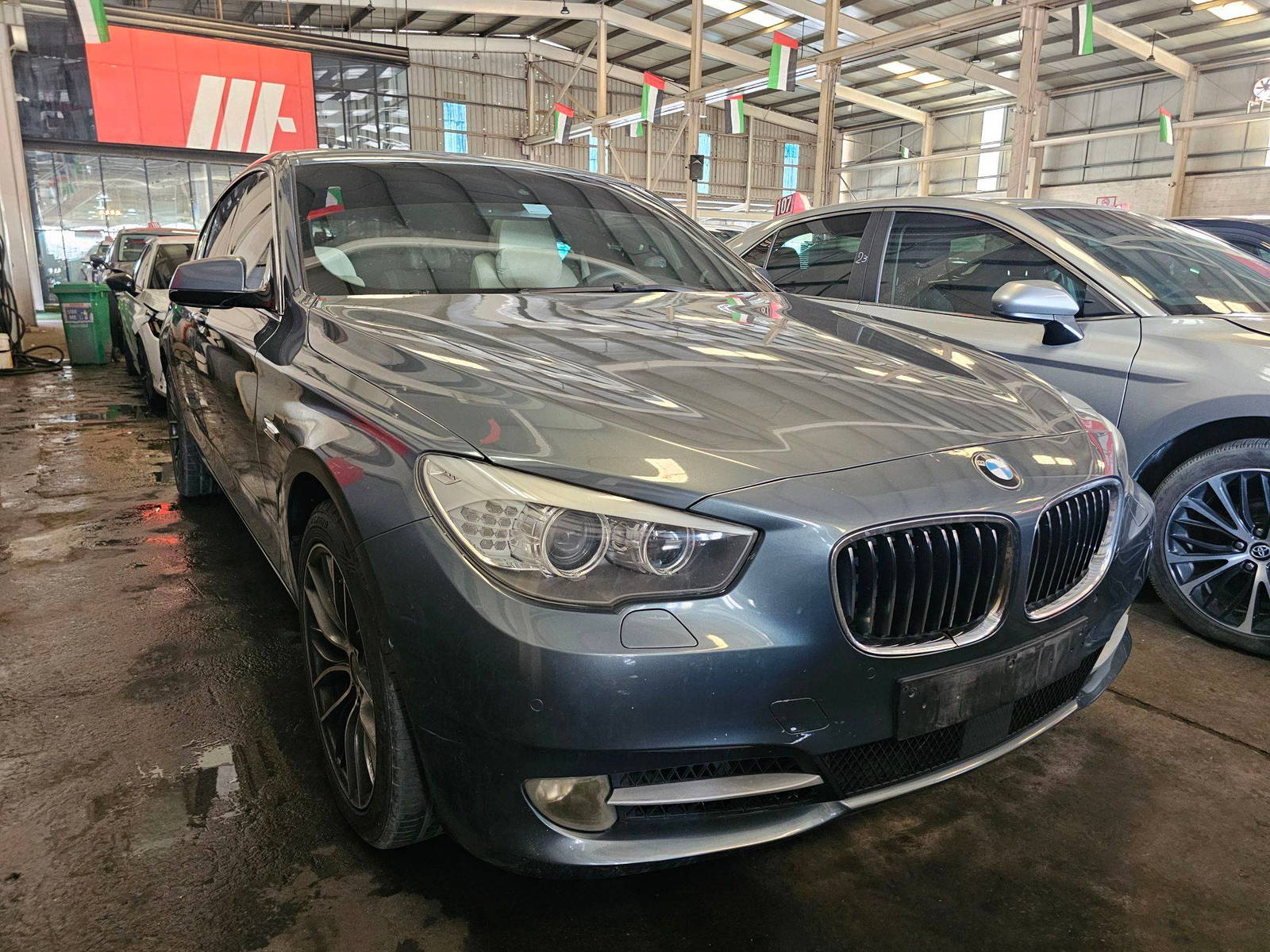 2011 BMW 535i GT — 306888 KM — Lot 09BC536724 — Main - Marhaba Auctions Used Cars - Image 4