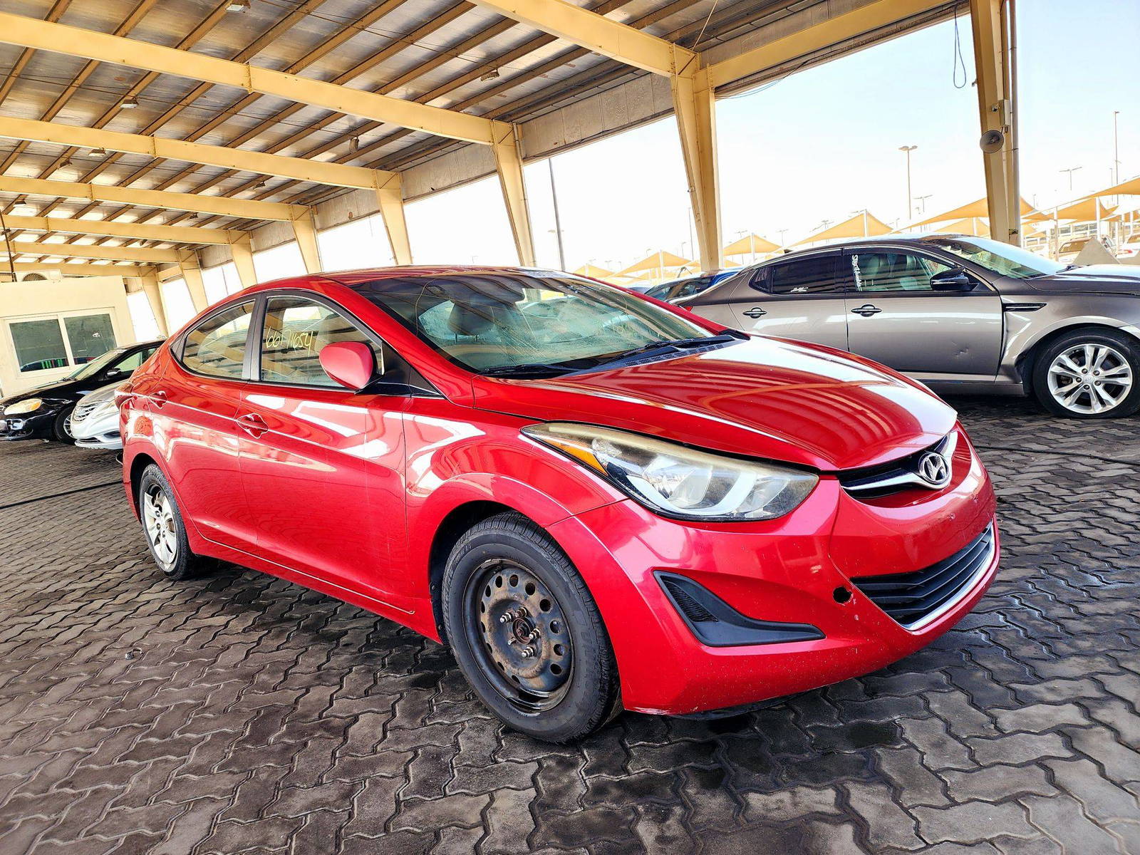 2016 HYUNDAI ELANTRA — 131936 Miles — Lot 66171654 — Souq - Marhaba Auctions Used Cars - Image 4