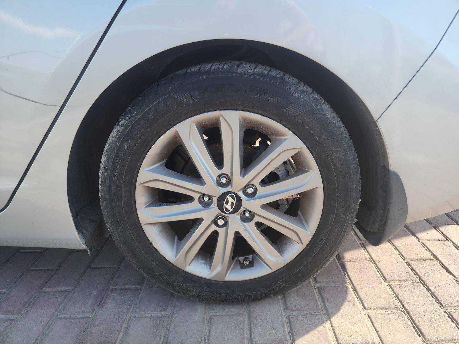2015 HYUNDAI ELANTRA — 81325 Miles — Lot 41144084 — Main - Marhaba Auctions Used Cars - Image 9