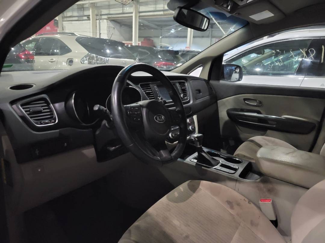 2019 KIA SEDONA — 162529 KM — Lot 6444385 — Main - Marhaba Auctions Used Cars - Image 6