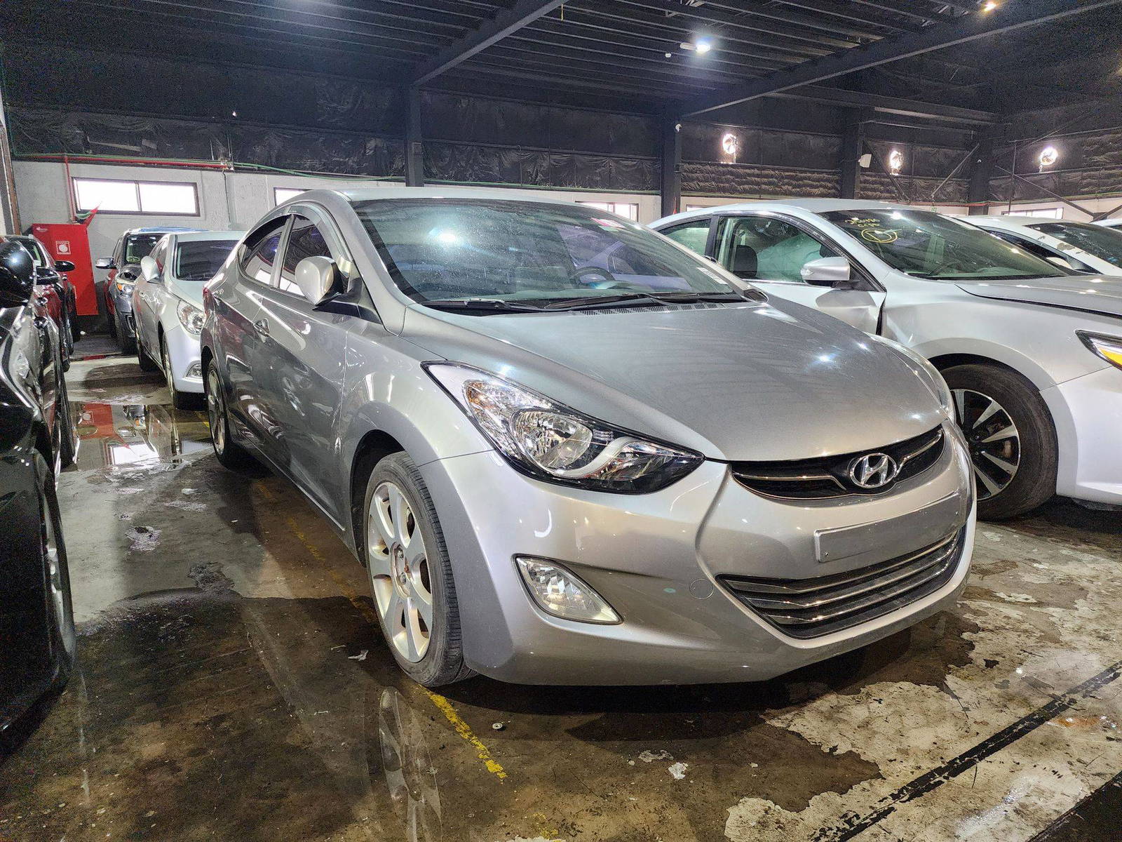 HYUNDAI AVANTE 2012 - Marhaba Auction Used Cars - Image 4