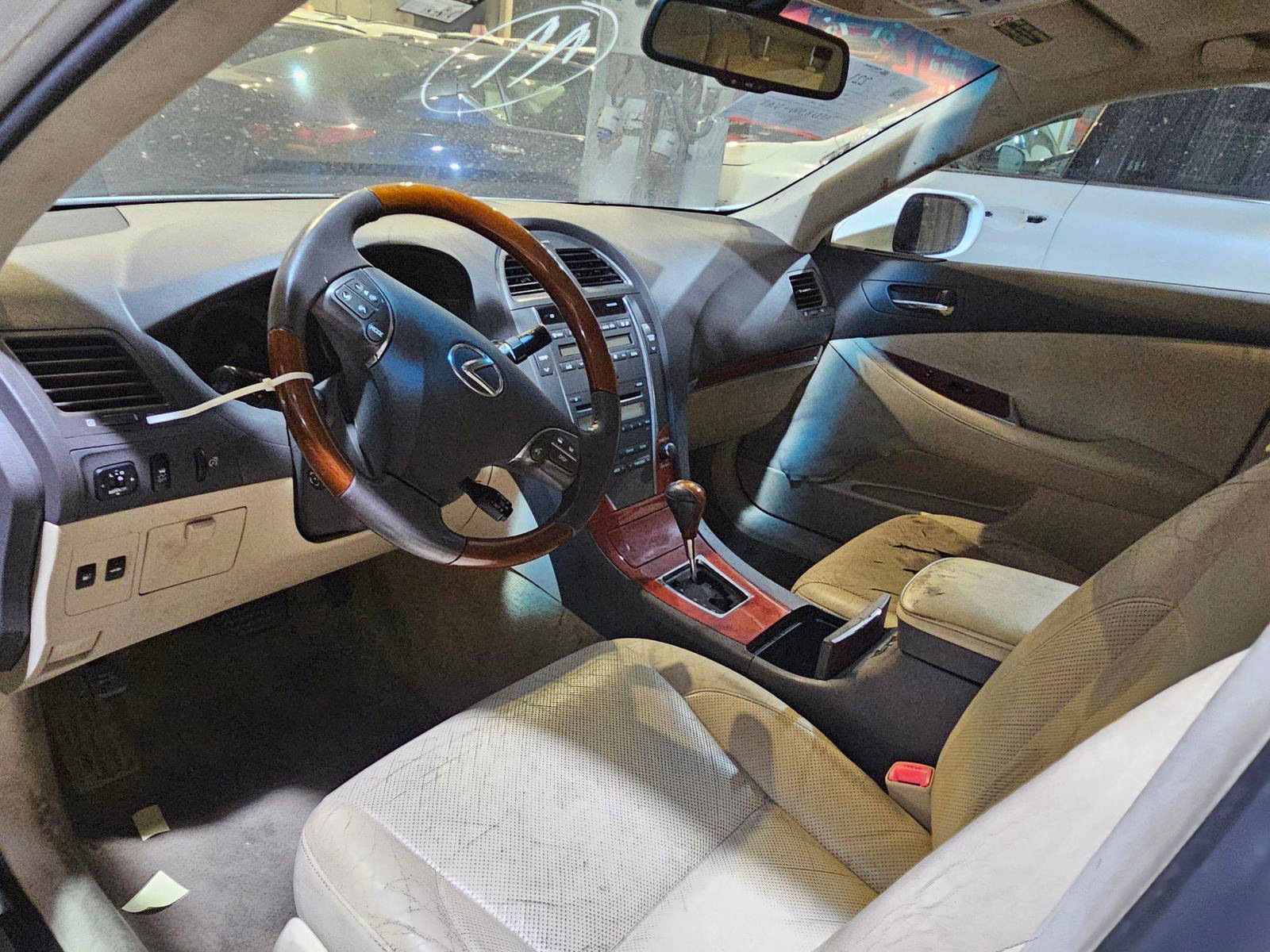 2011 LEXUS ES 350 — 193818 Miles — Lot B2465859 — Main - Marhaba Auctions Used Cars - Image 7