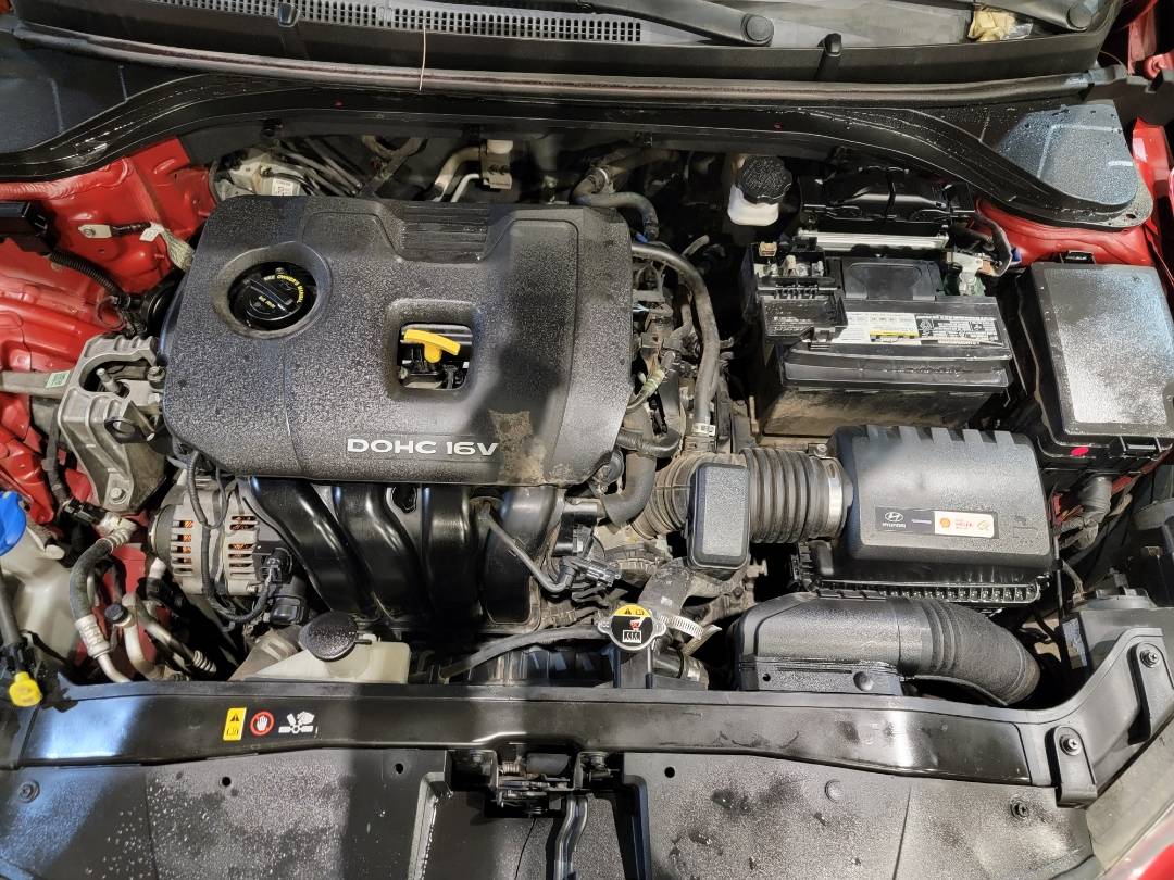 2018 HYUNDAI ELANTRA — 139311 Miles — Lot 4971986 — Main - Marhaba Auctions Used Cars - Image 9