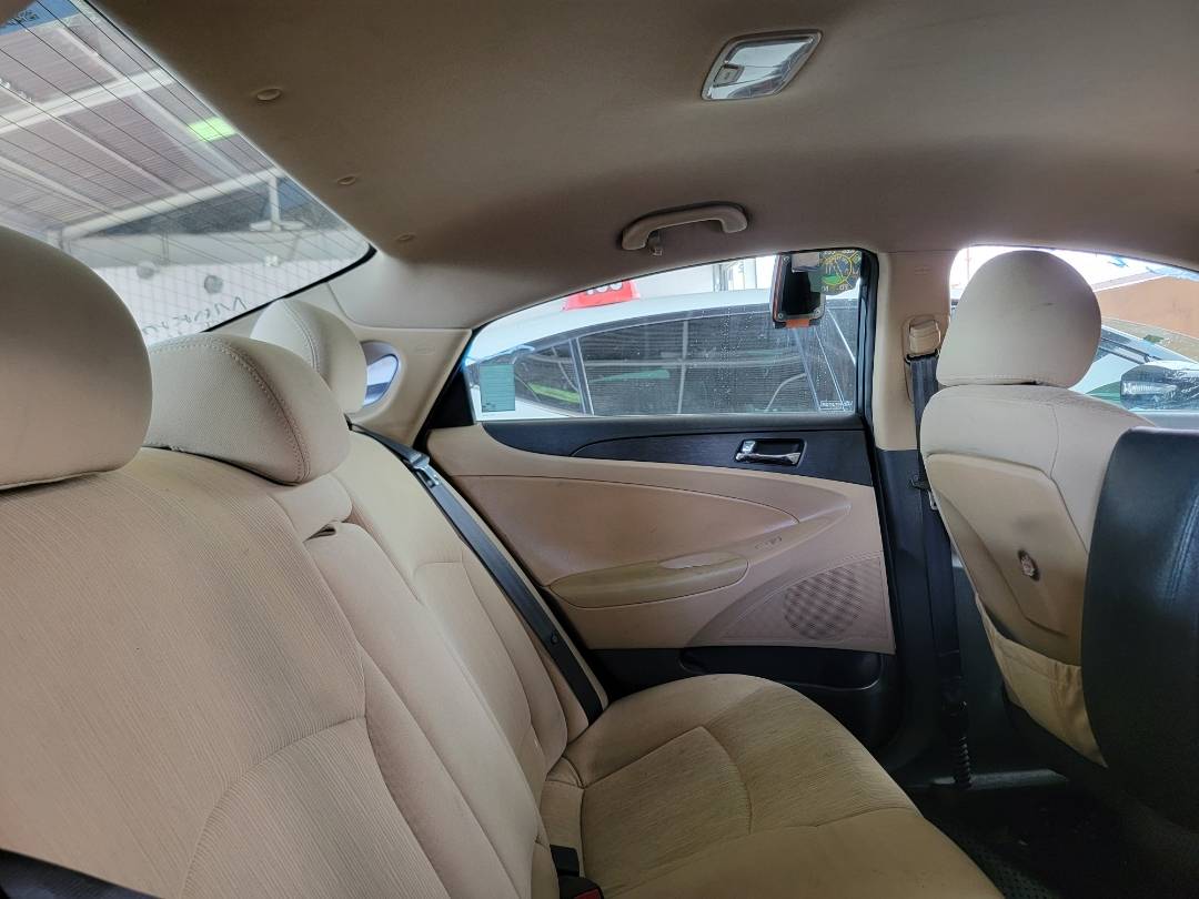 2011 HYUNDAI SONATA — 182702 Miles — Lot 39407914 — Souq - Marhaba Auctions Used Cars - Image 5
