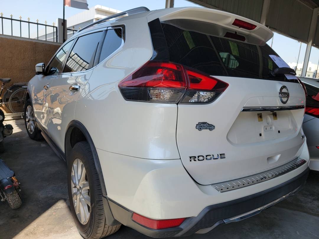 2018 NISSAN ROGUE — 116358 Miles — Lot JP597150 - Marhaba Auctions Used Cars - Image 5