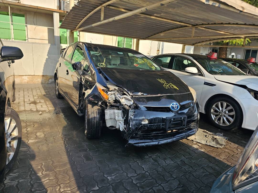 2015 TOYOTA PRIUS — 148772 Miles — Lot 0420344 — Main - Marhaba Auctions Used Cars - Image 5