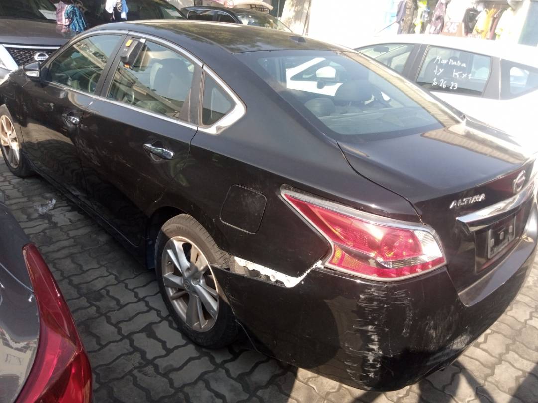 2015 NISSAN ALTIMA — 208992 Miles — Lot 37702628 - Marhaba Auctions Used Cars - Image 9