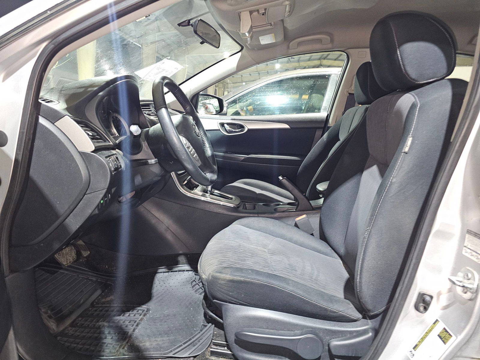 2015 NISSAN SENTRA — 110767 Miles — Lot 3FL634663 — Souq - Marhaba Auctions Used Cars - Image 9