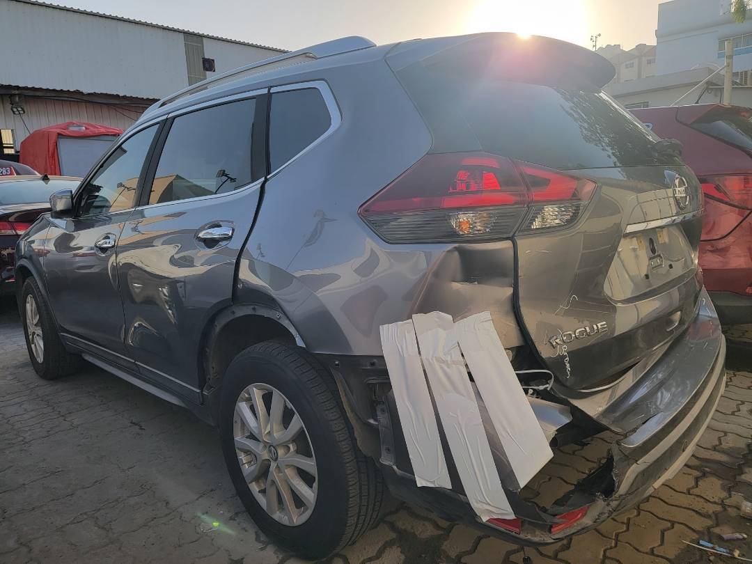 2019 NISSAN ROGUE — 81175 Miles — Lot 39229244 - Marhaba Auctions Used Cars - Image 4
