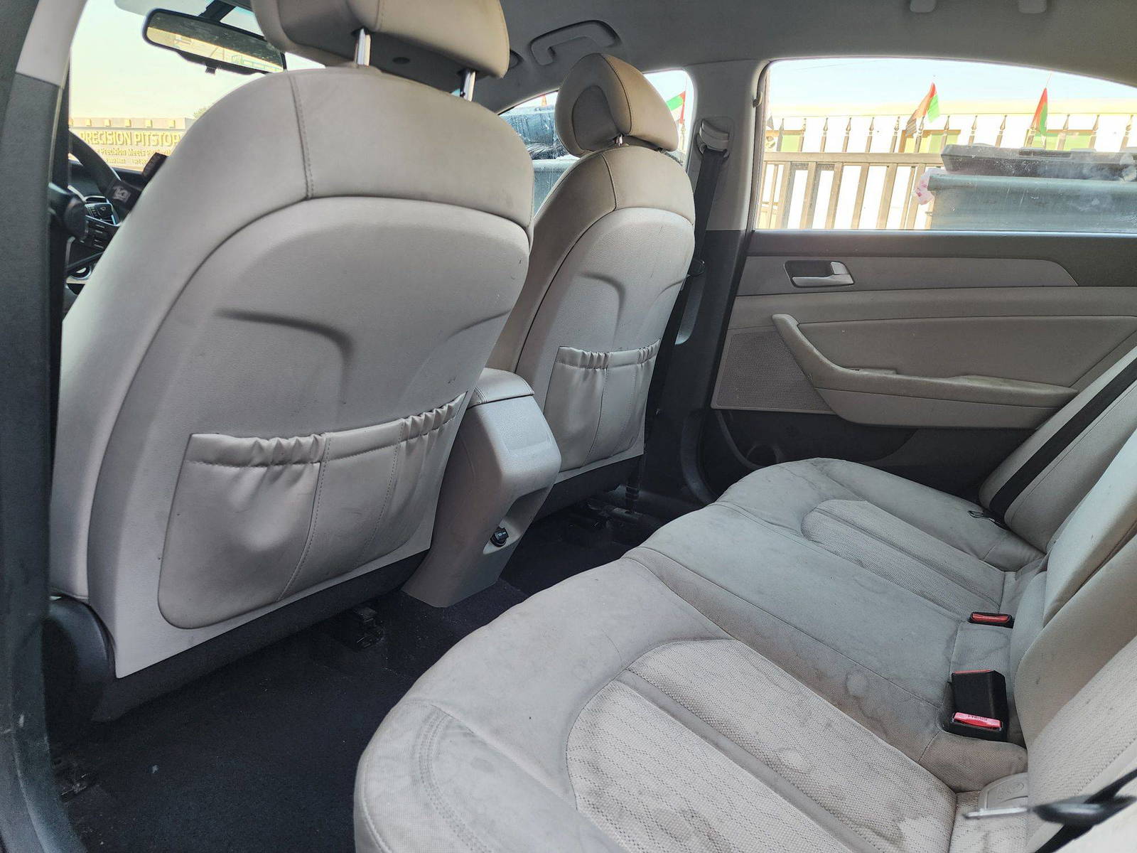 2016 HYUNDAI SONATA — 226522 Miles — Lot 67612455 — Souq - Marhaba Auctions Used Cars - Image 5
