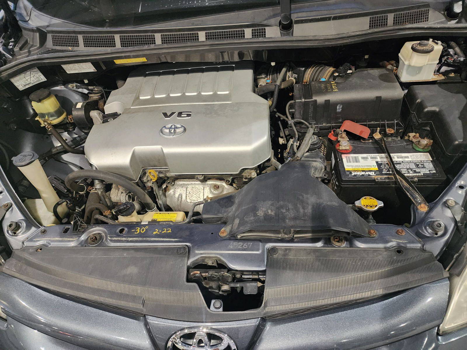 2010 TOYOTA SIENNA — 193730 Miles — Lot 66876653 - Marhaba Auctions Used Cars - Image 6