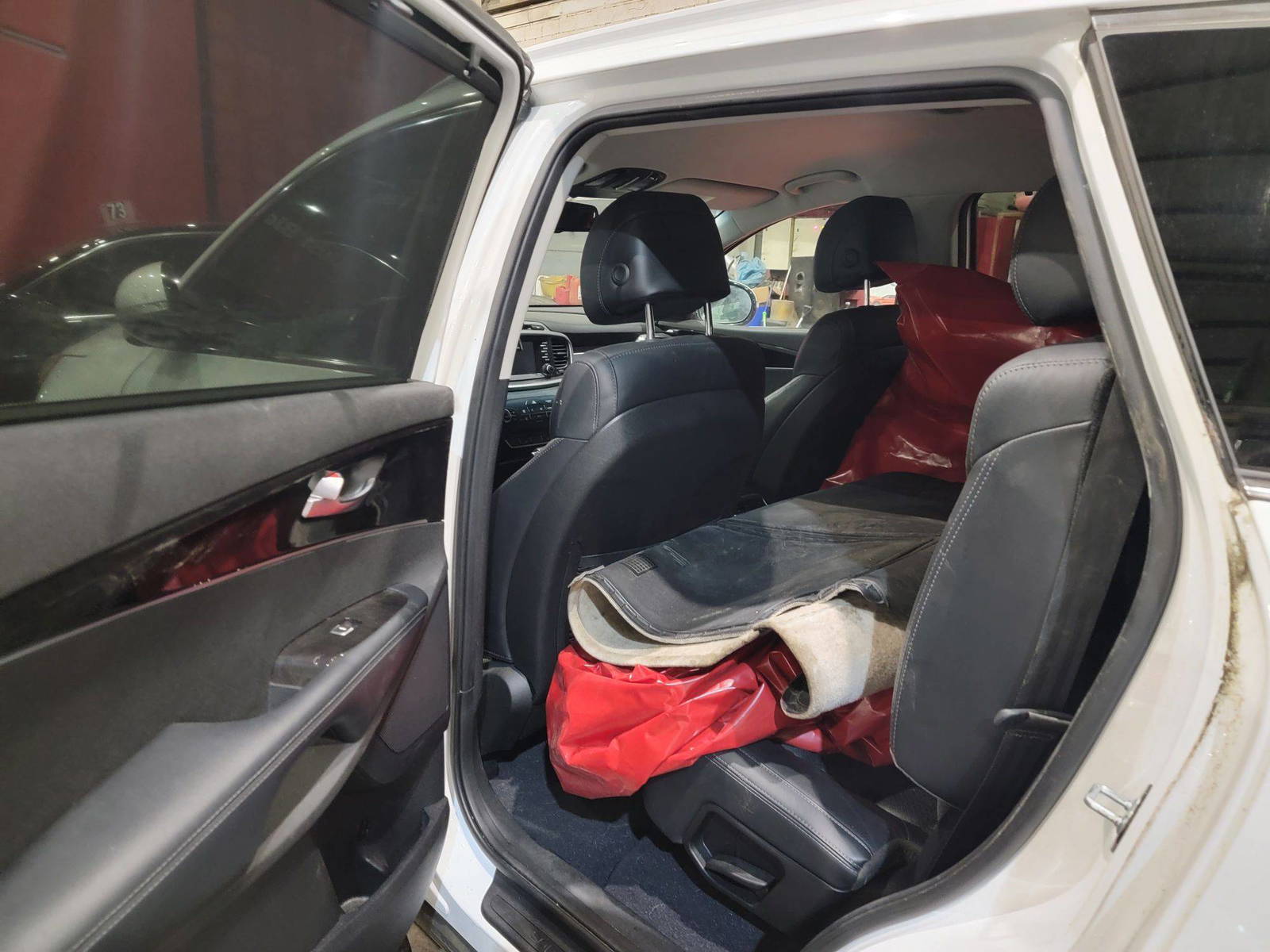 2017 KIA SORENTO — 139449 Miles — Lot A56HG320471 — Main - Marhaba Auctions Used Cars - Image 7