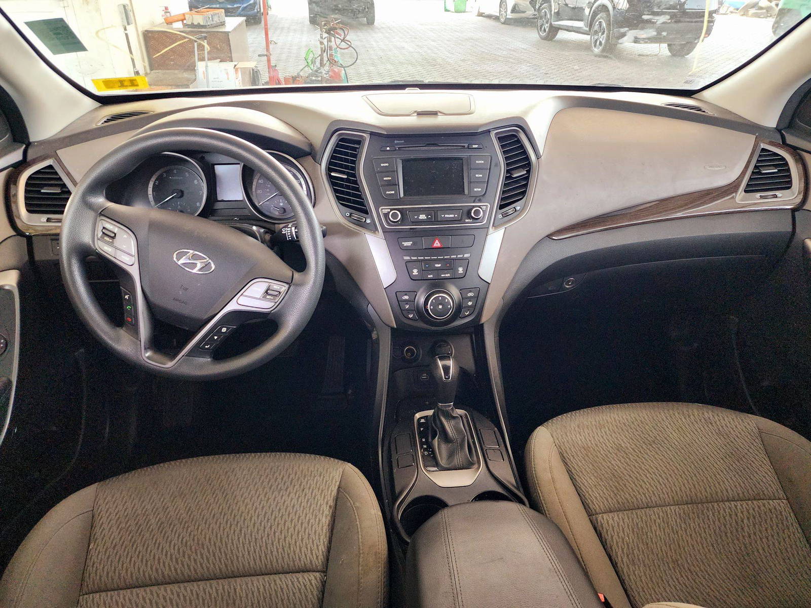 2018 HYUNDAI SANTA FE SPORT — 155073 Miles — Lot 87492244 — Souq - Marhaba Auctions Used Cars - Image 7