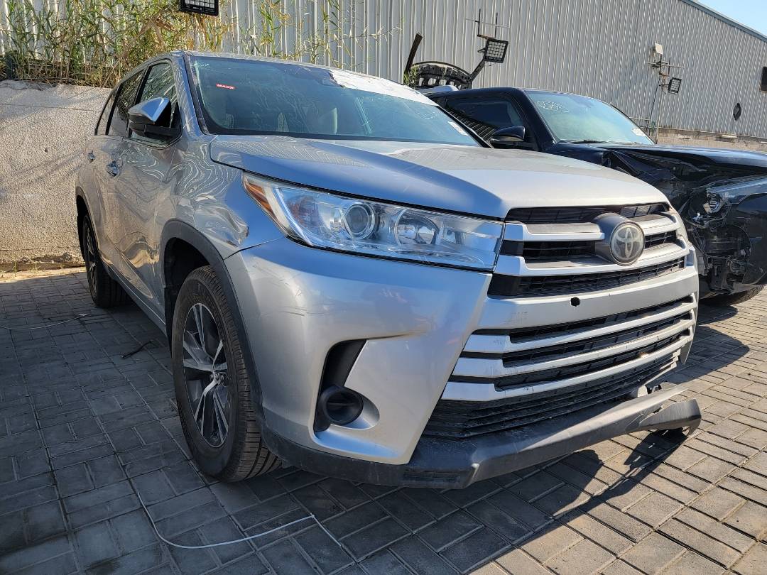 2018 TOYOTA HIGHLANDER — 126722 Miles — Lot JS881899 — Main - Marhaba Auctions Used Cars - Image 5