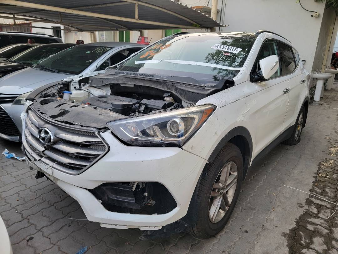 2017 HYUNDAI SANTA FE — 118218 Miles — Lot 047358 — Main - Marhaba Auctions Used Cars - Image 5