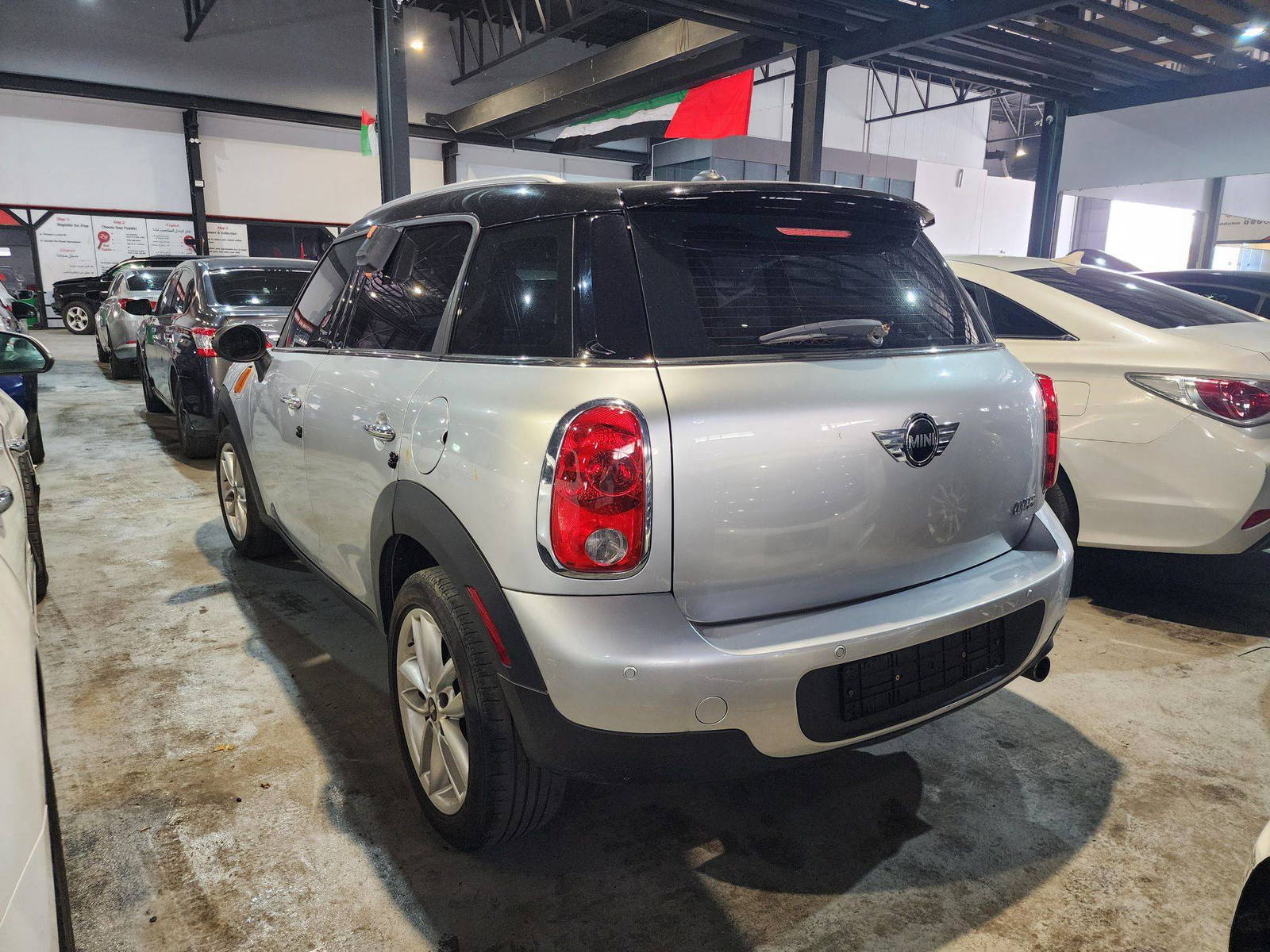 2011 MINI COOPER COUNTRYMAN — 125869 KM — Lot H94909 — Al Quoz - Marhaba Auctions Used Cars - Image 5