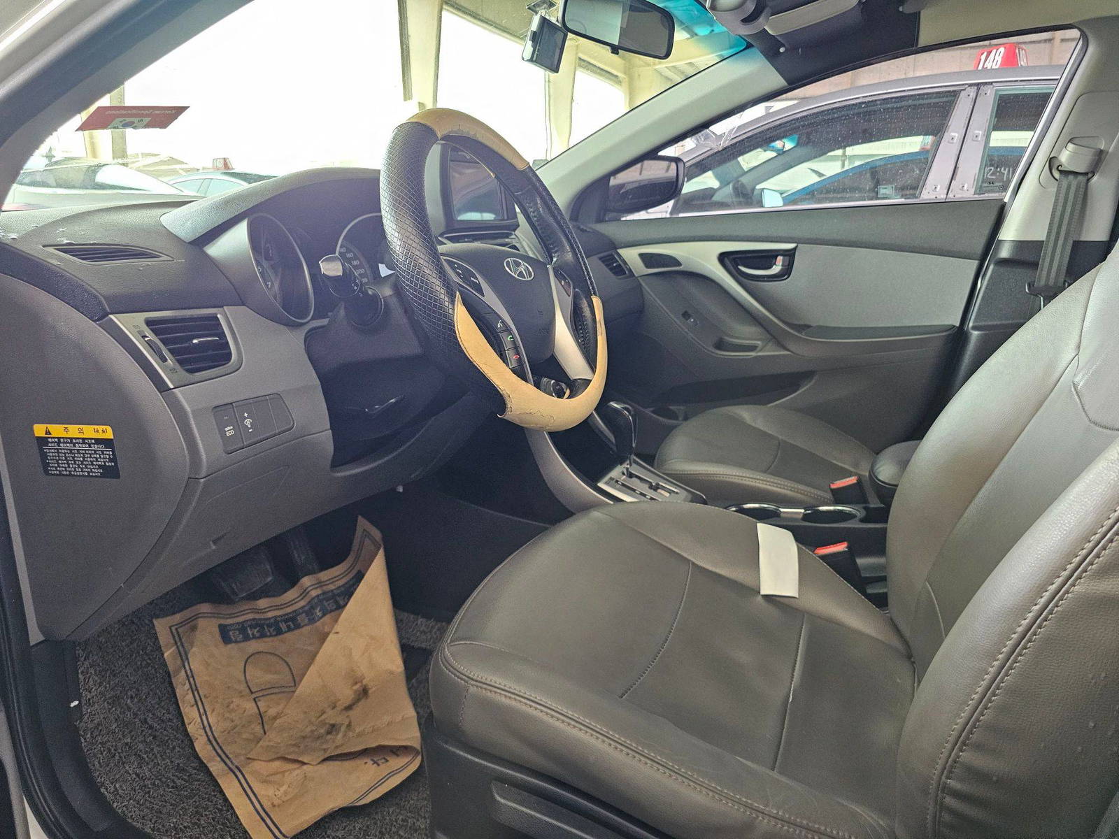 2012 HYUNDAI AVANTE — 207280 KM — Lot 329368 — Souq - Marhaba Auctions Used Cars - Image 8