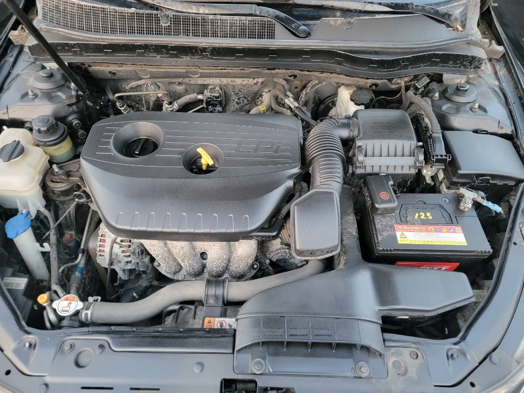 2014 KIA K5 — 75265 KM — Lot 438587 — Main - Marhaba Auctions Used Cars - Image 11