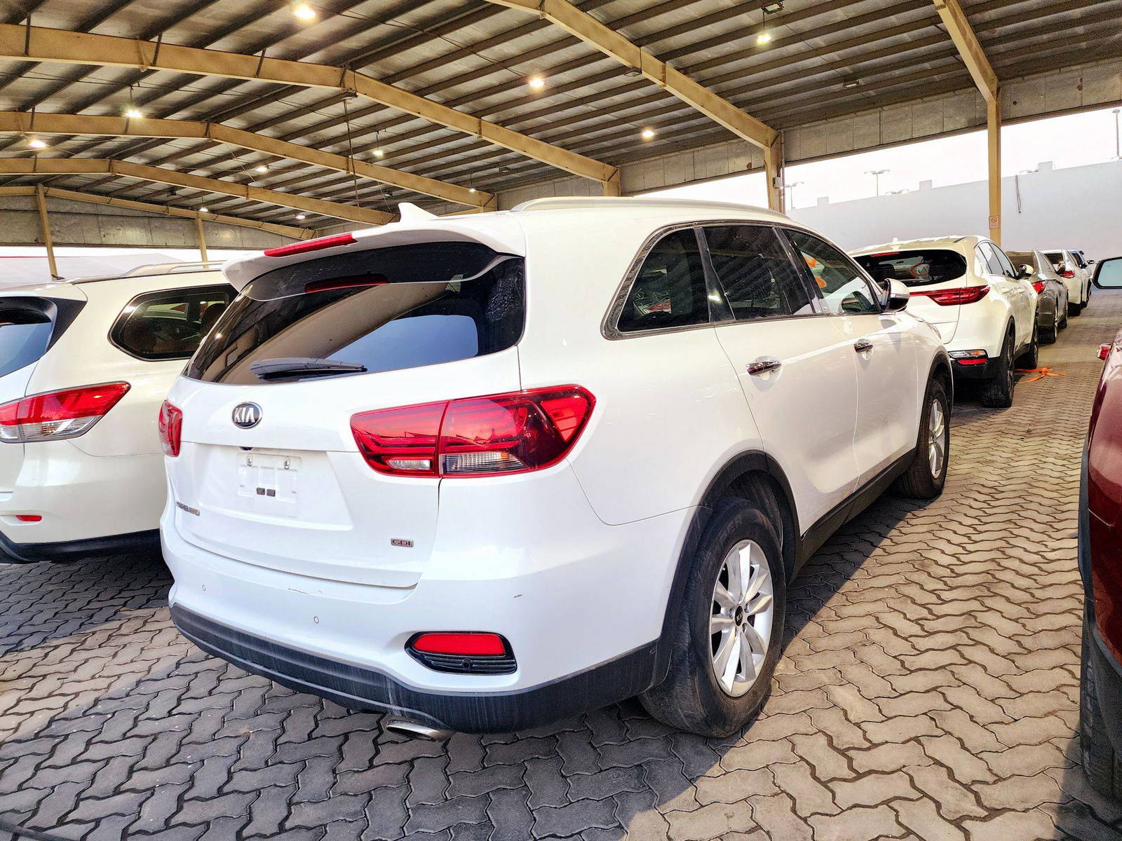 2019 KIA SORENTO — 110928 Miles — Lot 69275474 — Souq - Marhaba Auctions Used Cars - Image 3