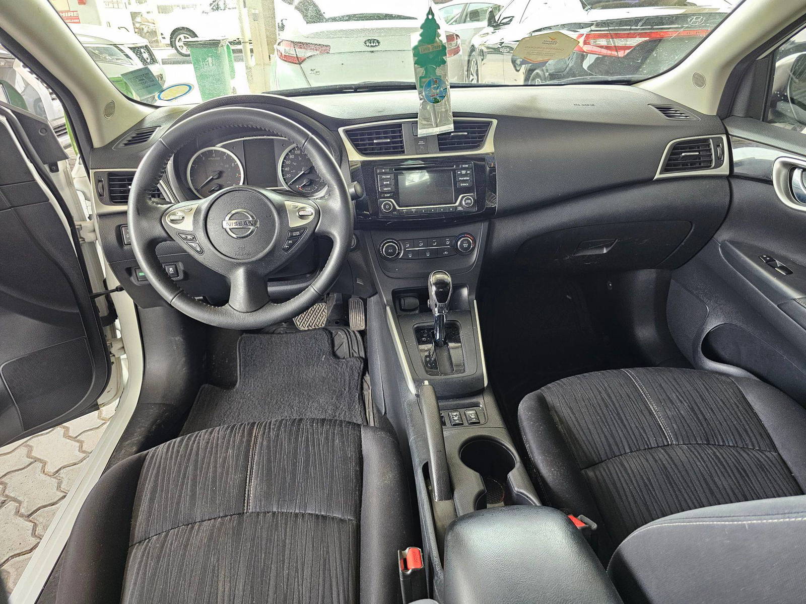 2017 NISSAN SENTRA — 185943 KM — Lot 43379785 — Souq - Marhaba Auctions Used Cars - Image 7