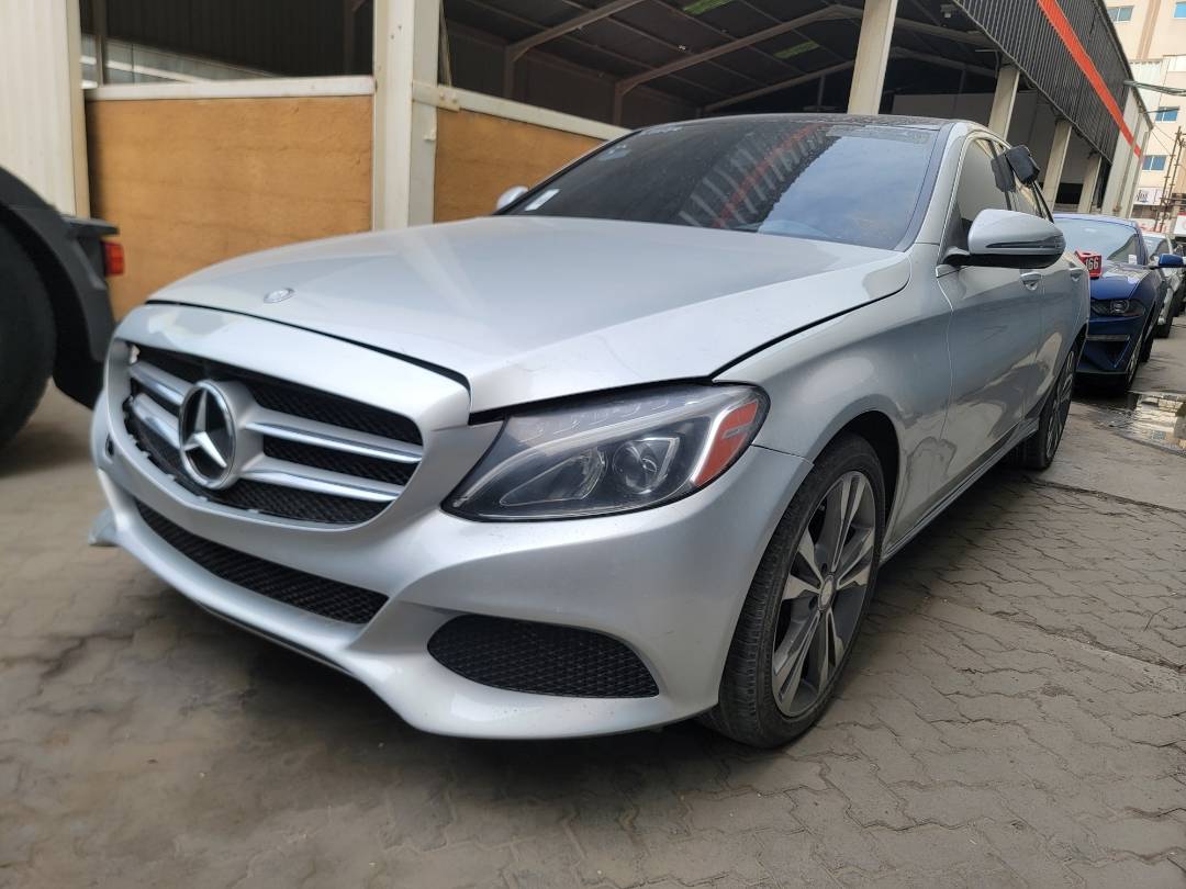 2017 MERCEDES BENZ C300 — 62167 Miles — Lot HU179832 — Main - Marhaba Auctions Used Cars - Image 5