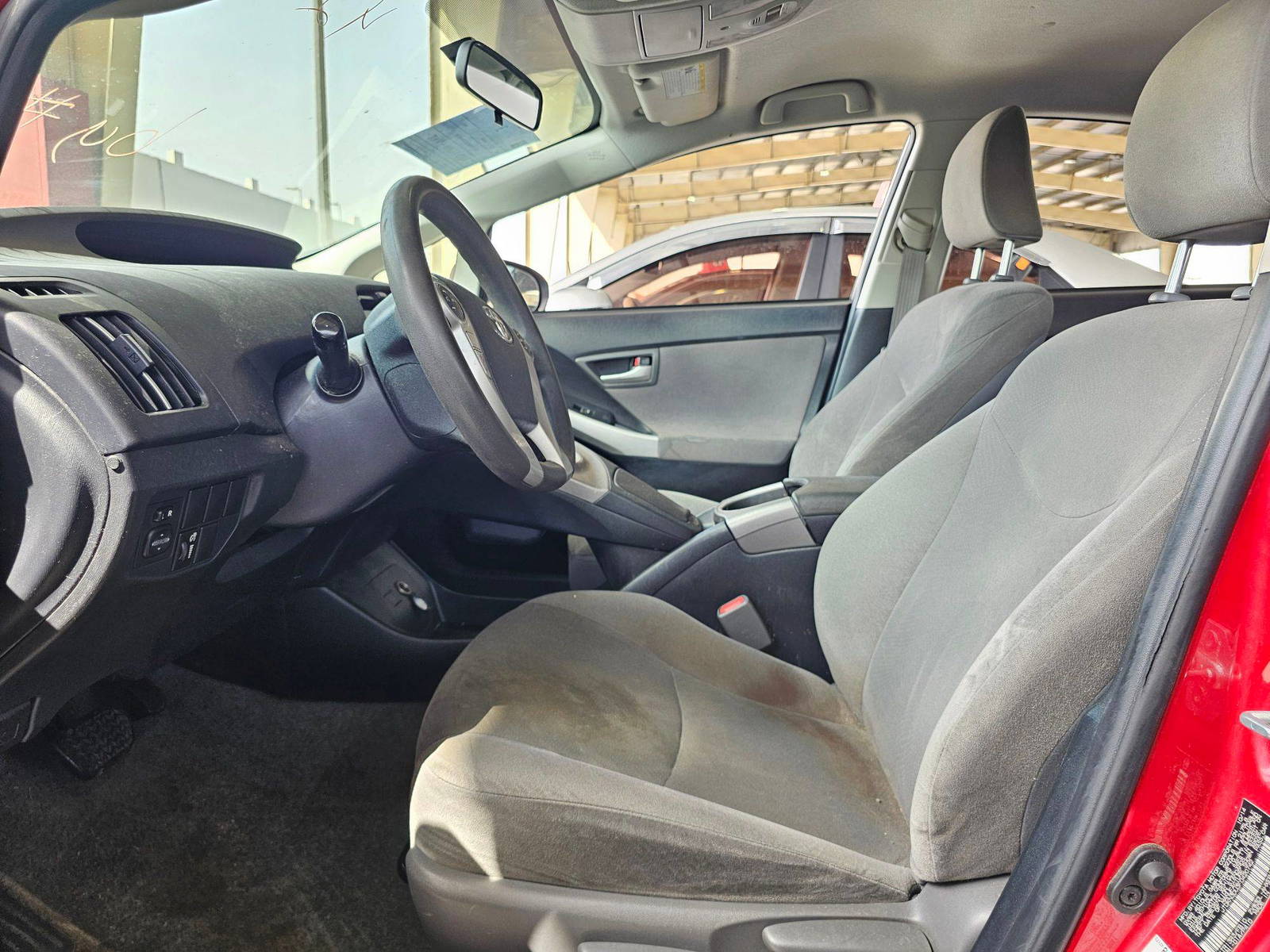 2015 TOYOTA PRIUS — 221817 Miles — Lot 49069015 — Souq - Marhaba Auctions Used Cars - Image 8