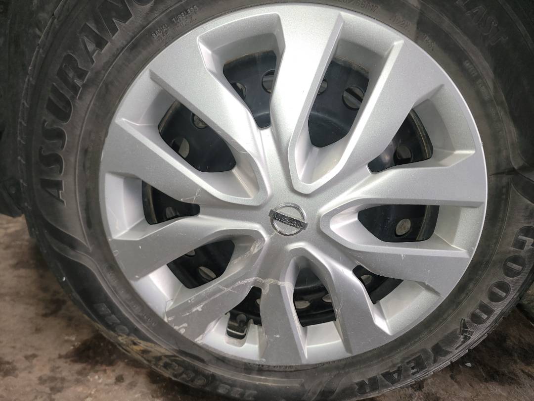 2018 NISSAN ROGUE — 135069 Miles — Lot 69385613 - Marhaba Auctions Used Cars - Image 9