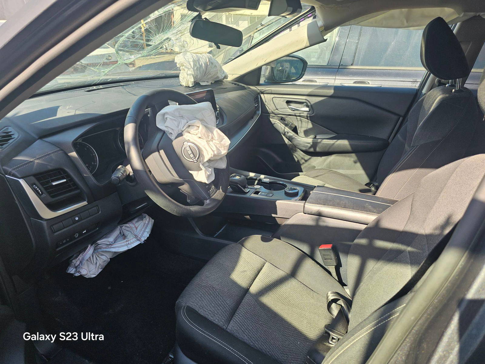 NISSAN ROGUE 2025 - Marhaba Auction Used Cars - Image 8