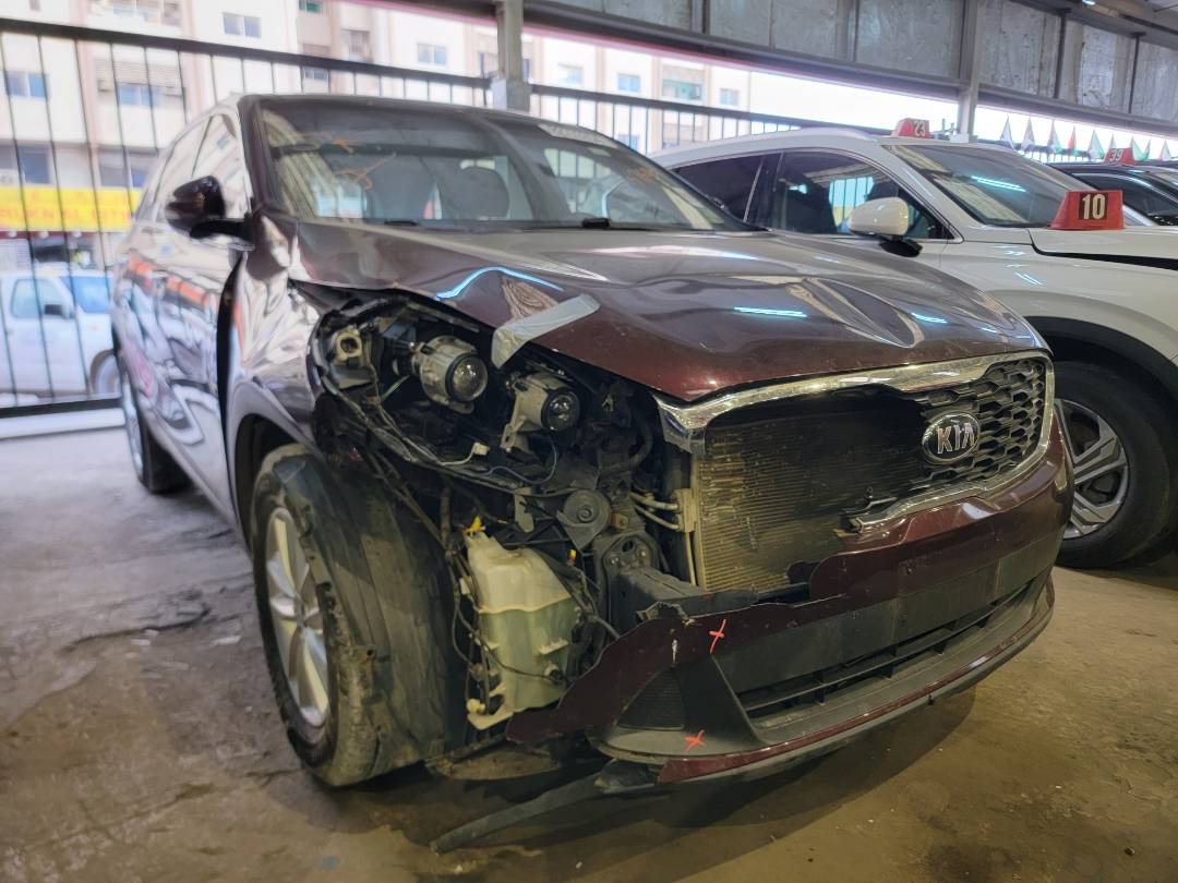2019 KIA SORENTO — 137296 Miles — Lot 3XKG575407 — Main - Marhaba Auctions Used Cars - Image 4