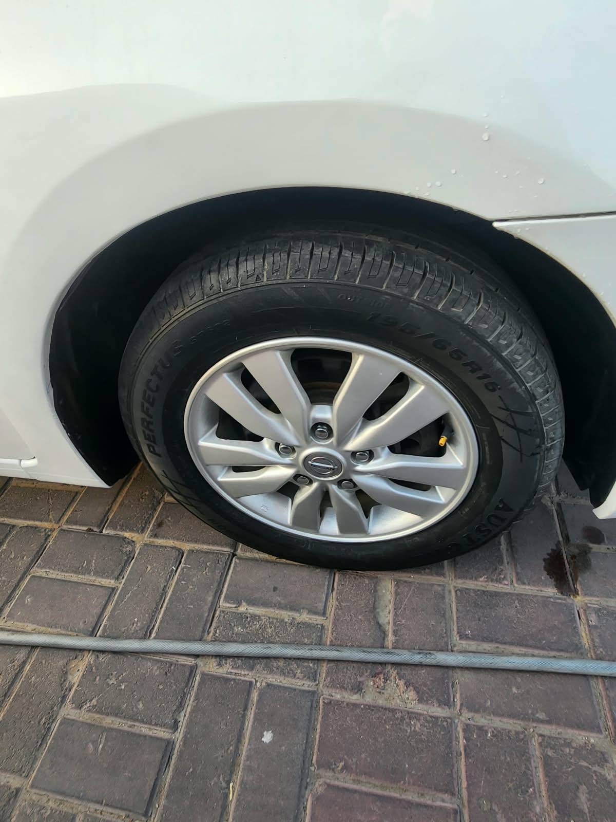 2019 NISSAN SENTRA — 135522 Miles — Lot 206006 - Marhaba Auctions Used Cars - Image 5