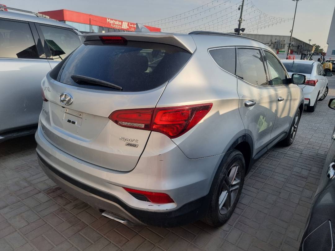 HYUNDAI SANTA FE 2017 - Marhaba Auction Used Cars - Image 5