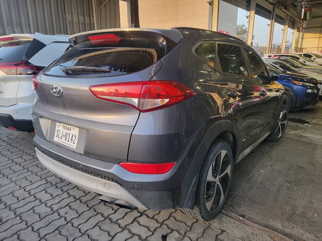 2018 HYUNDAI TUCSON — 109948 Miles — Lot U805098 — Main - Marhaba Auctions Used Cars - Image 3