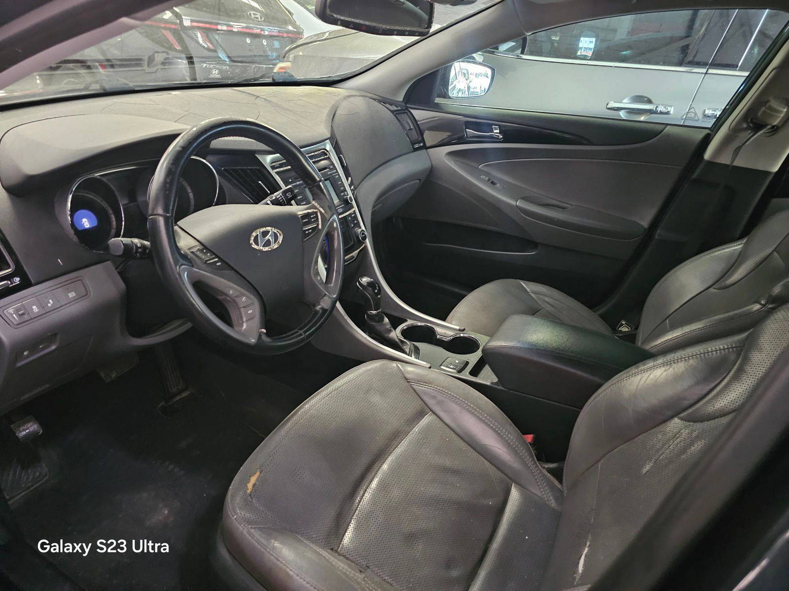 2014 HYUNDAI SONATA — 198774 Miles — Lot EH850907 — Main - Marhaba Auctions Used Cars - Image 8