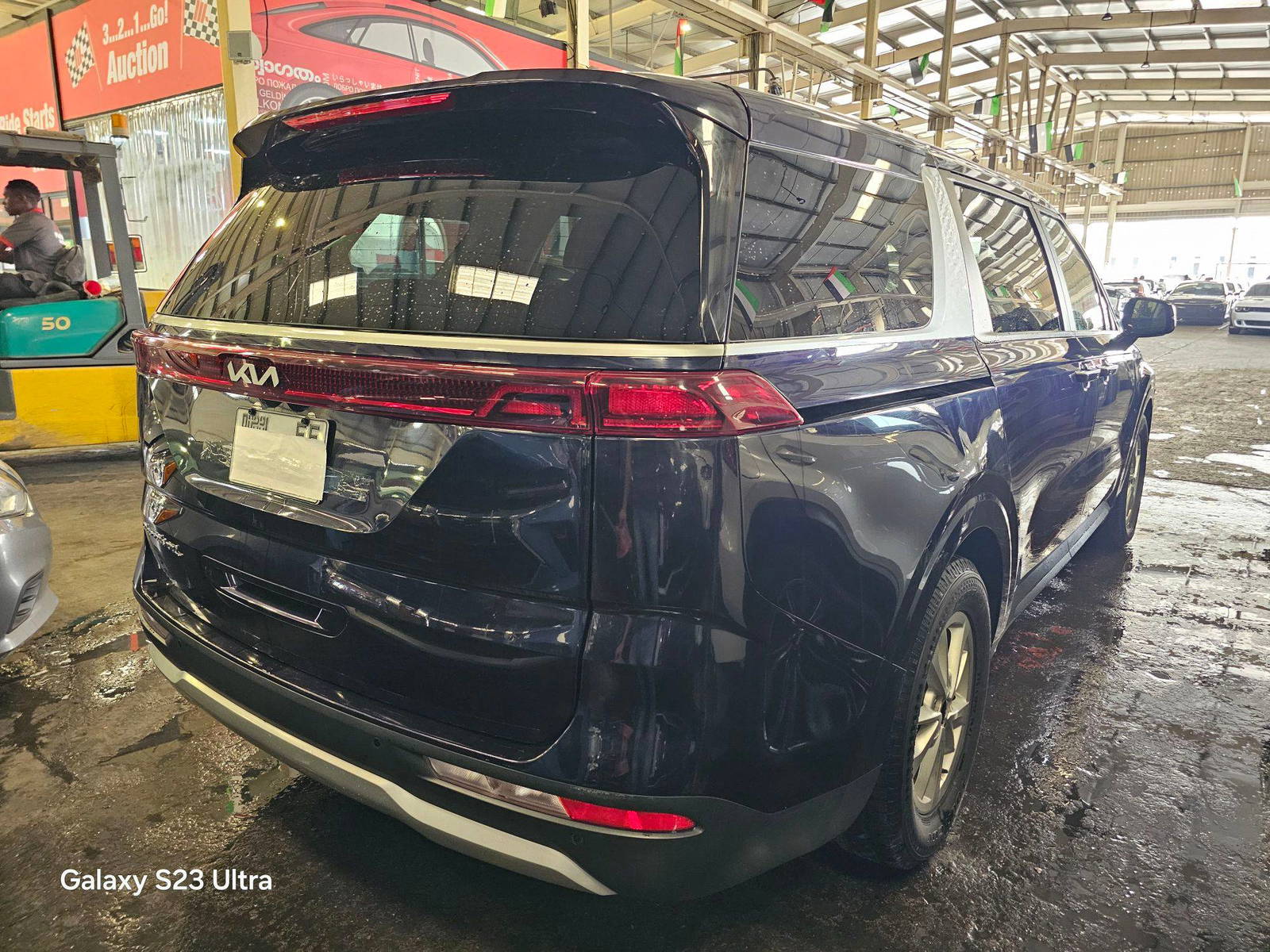 KIA CARNIVAL LX 2022 - Marhaba Auction Used Cars - Image 4