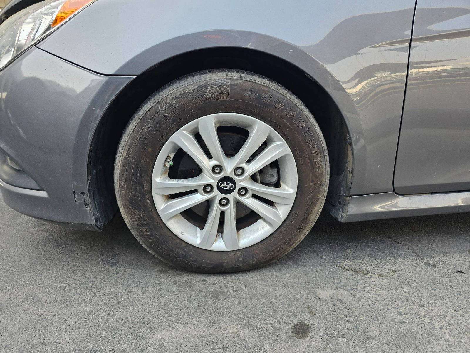 2014 HYUNDAI SONATA — 124514 Miles — Lot B4AC3EH873915 — Souq - Marhaba Auctions Used Cars - Image 10