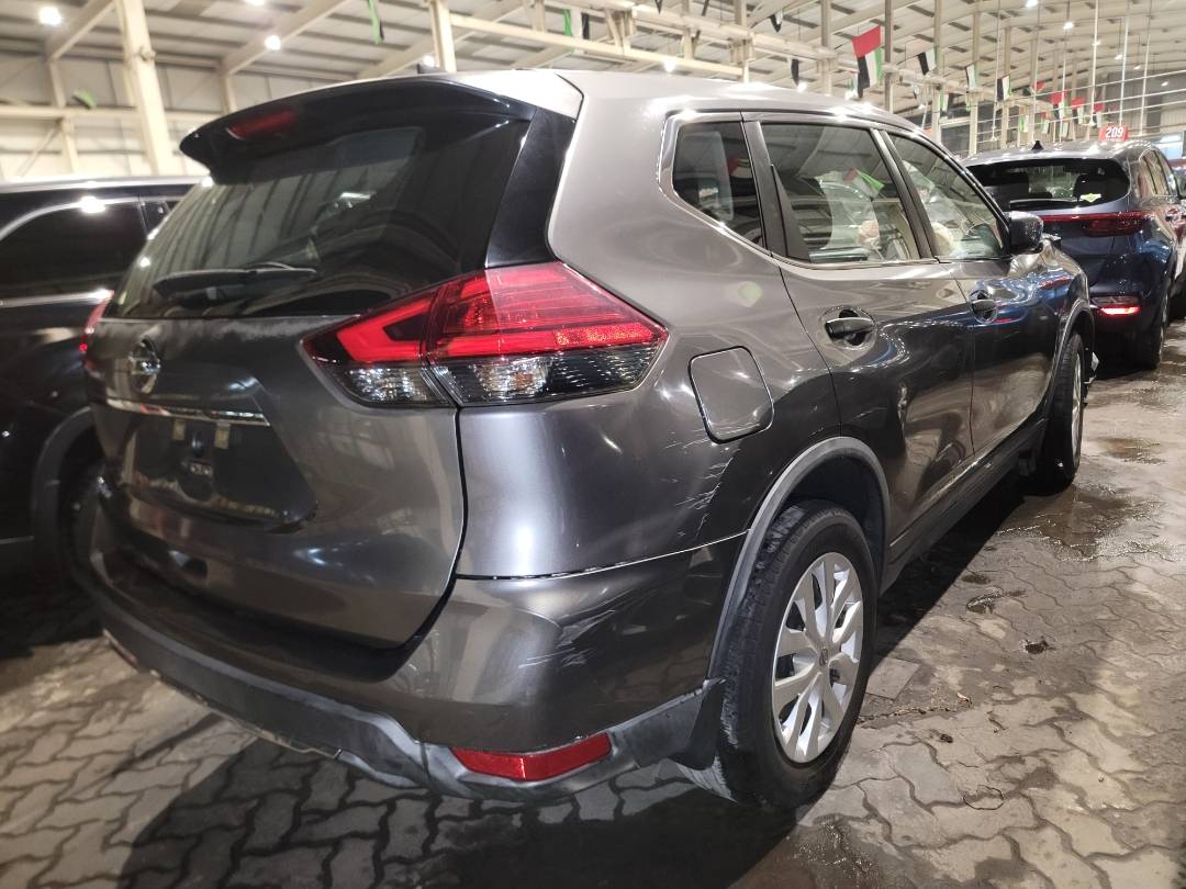 2017 NISSAN ROGUE — 36997 Miles — Lot HP555109 - Marhaba Auctions Used Cars - Image 4
