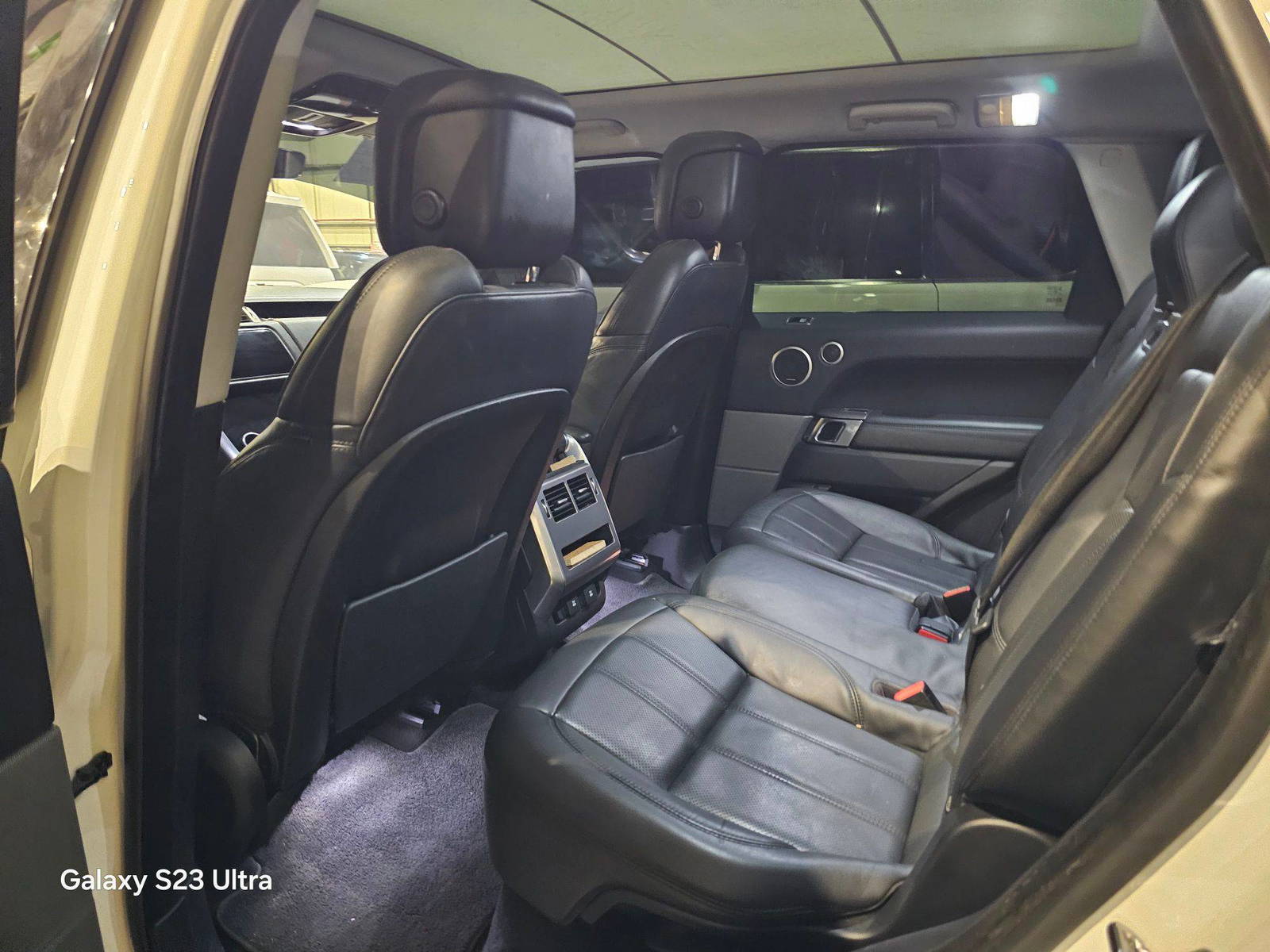 LAND ROVER RANGE ROVER 2019 - Marhaba Auction Used Cars - Image 7