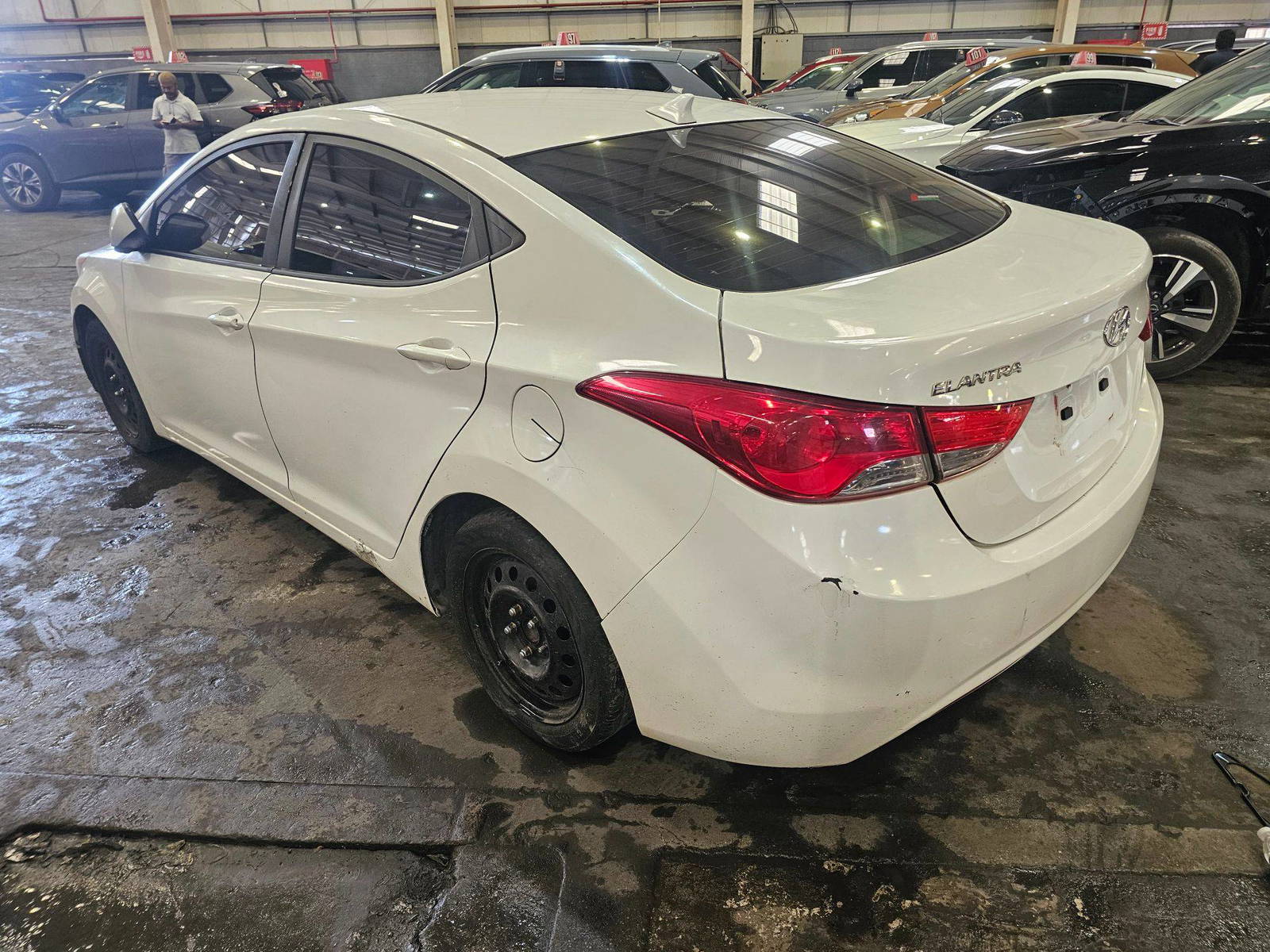 HYUNDAI ELANTRA 2013 - Marhaba Auction Used Cars - Image 6