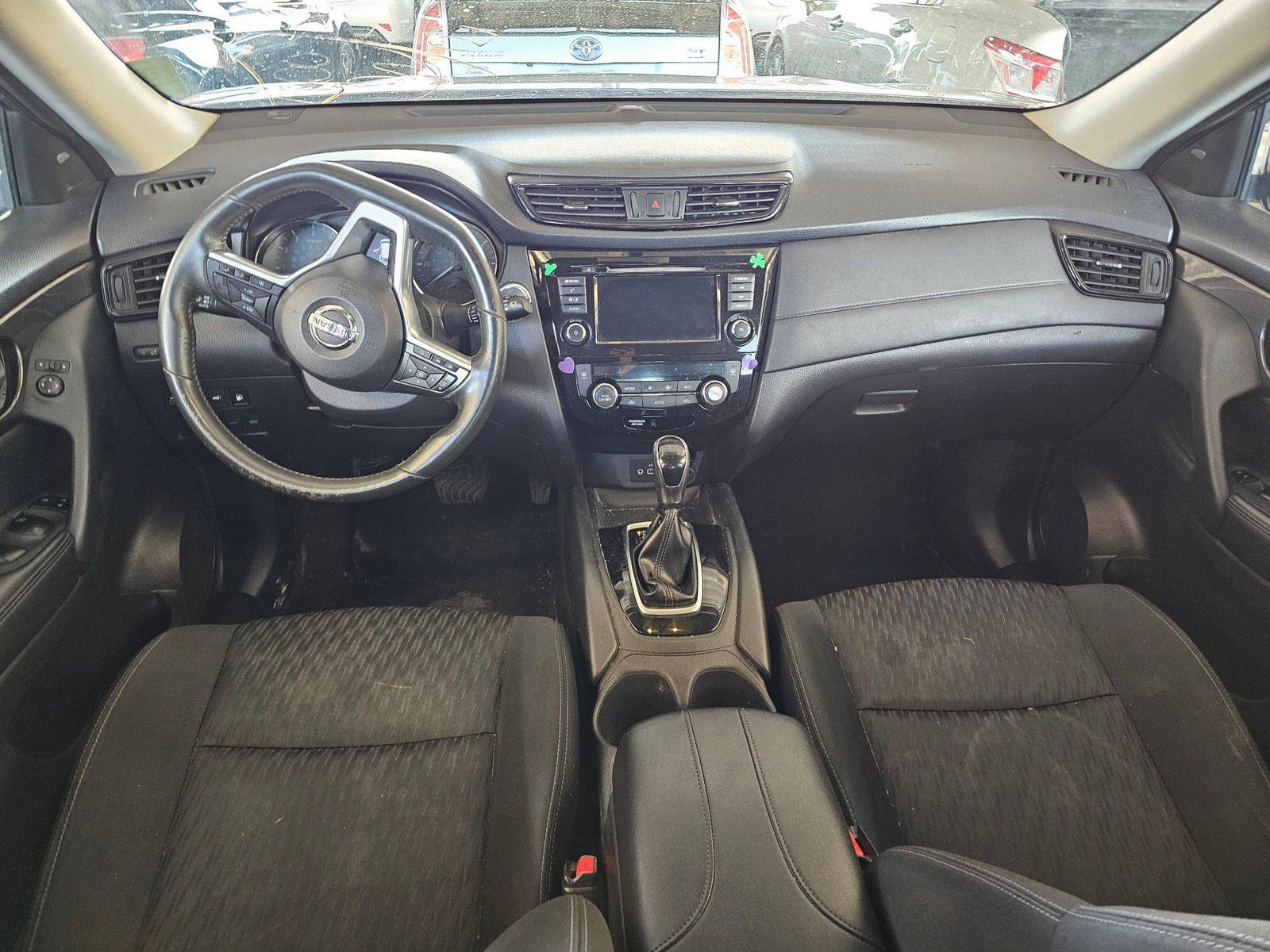 NISSAN ROGUE 2018 - Marhaba Auction Used Cars - Image 7