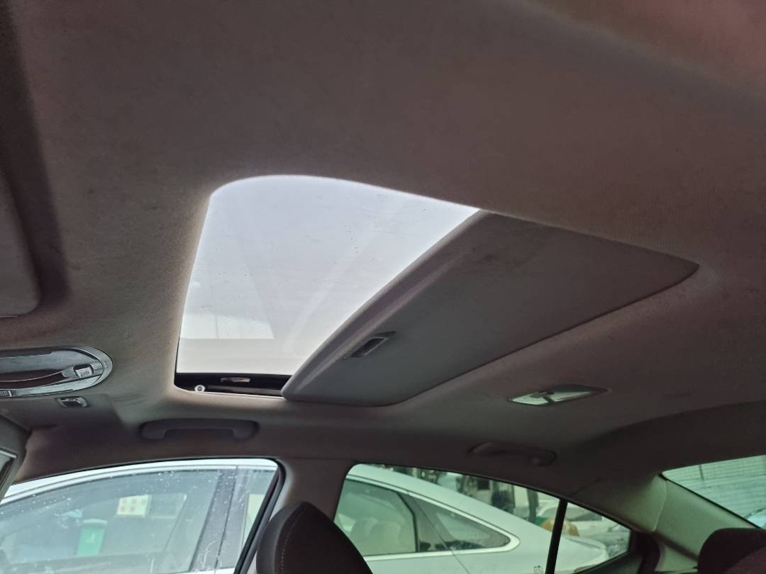 HYUNDAI ELANTRA 2018 - Marhaba Auction Used Cars - Image 8