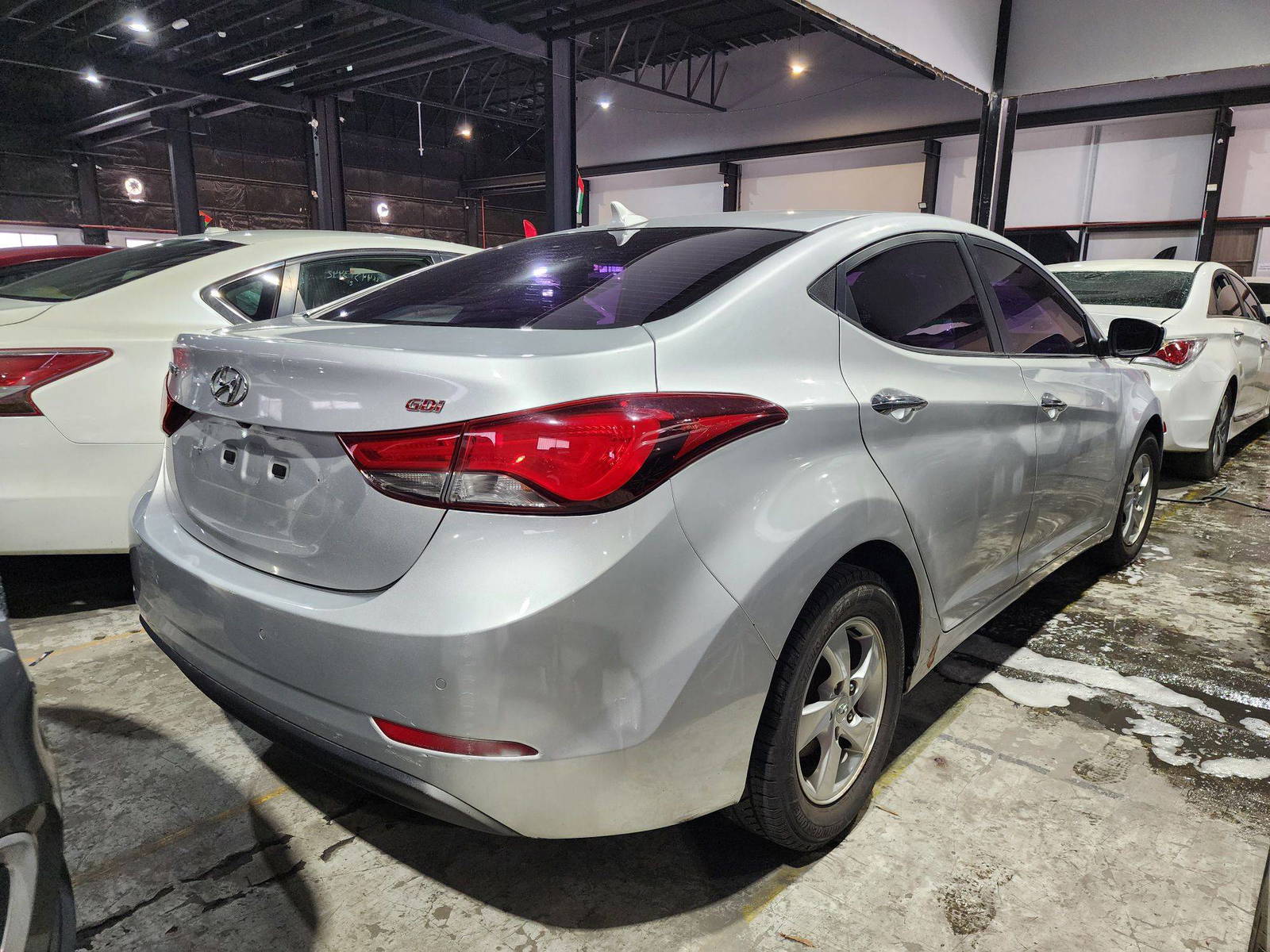 2014 HYUNDAI AVANTE — 148672 KM — Lot 006865 — Al Quoz - Marhaba Auctions Used Cars - Image 5
