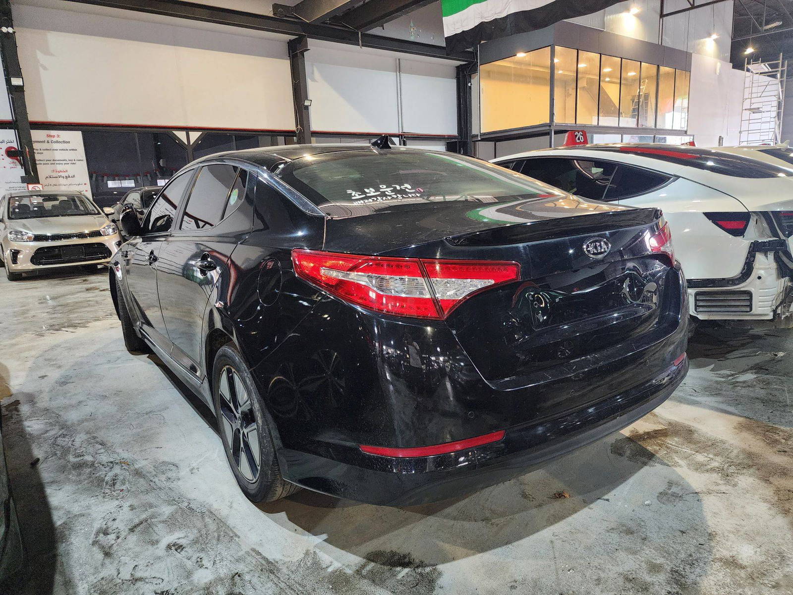 2012 KIA K5 — 169754 KM — Lot 009454 — Al Quoz - Marhaba Auctions Used Cars - Image 6
