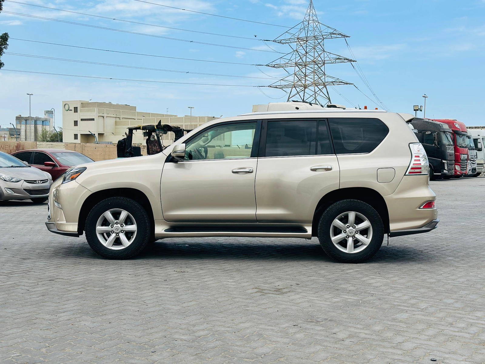 2010 LEXUS GX 460 — 175644 Miles — Lot 75453234 — Ind. 12 - Marhaba Auctions Used Cars - Image 6