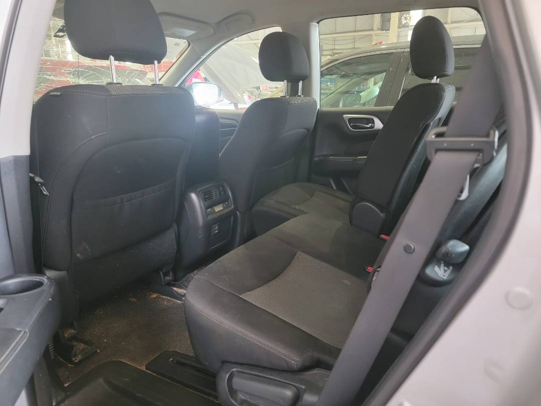 2018 NISSAN PATHFINDER — 161142 Miles — Lot 637238 — Main - Marhaba Auctions Used Cars - Image 6
