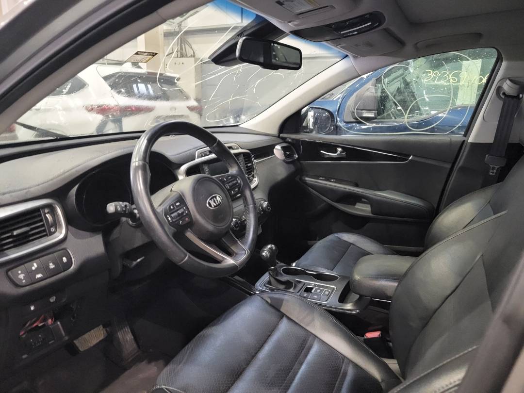 2017 KIA SORENTO — 166068 Miles — Lot G232258 — Main - Marhaba Auctions Used Cars - Image 6