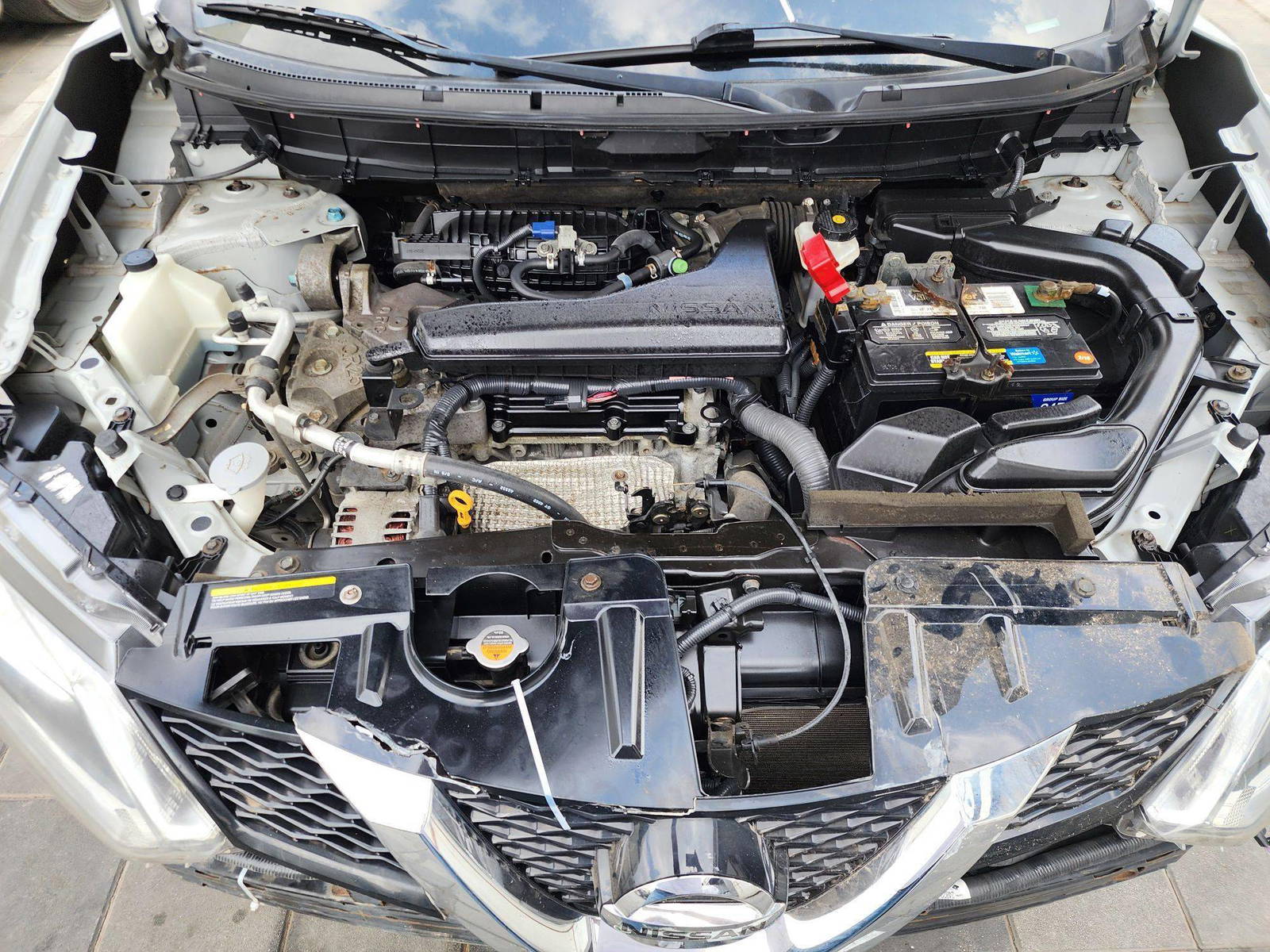 2015 NISSAN ROGUE — 89608 Miles — Lot 51608 — Al Quoz - Marhaba Auctions Used Cars - Image 13