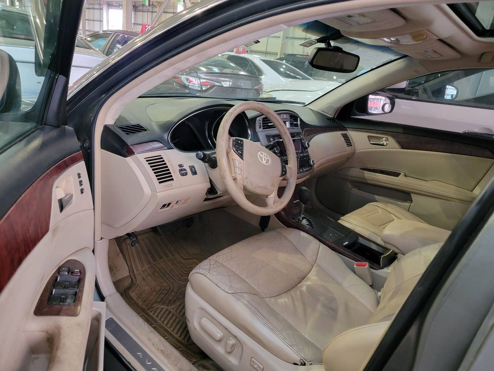 TOYOTA AVALON 2012 - Marhaba Auction Used Cars - Image 9